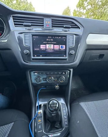 Navigatie Volkswagen Tiguan din 2016 - 2023 , 8GB RAM si 128GB ROM, Ecran QLED 10 inch, Android 14, Procesor Octacore, Slot sim 4G, Sunet DSP, Wireless Carplay si Android Auto, Camera Marsarier [6]