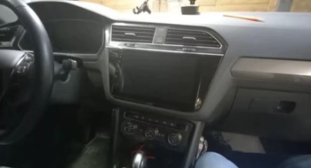 Navigatie Volkswagen Tiguan din 2016 - 2023 , 8GB RAM si 128GB ROM, Ecran QLED 10 inch, Android 14, Procesor Octacore, Slot sim 4G, Sunet DSP, Wireless Carplay si Android Auto, Camera Marsarier [5]