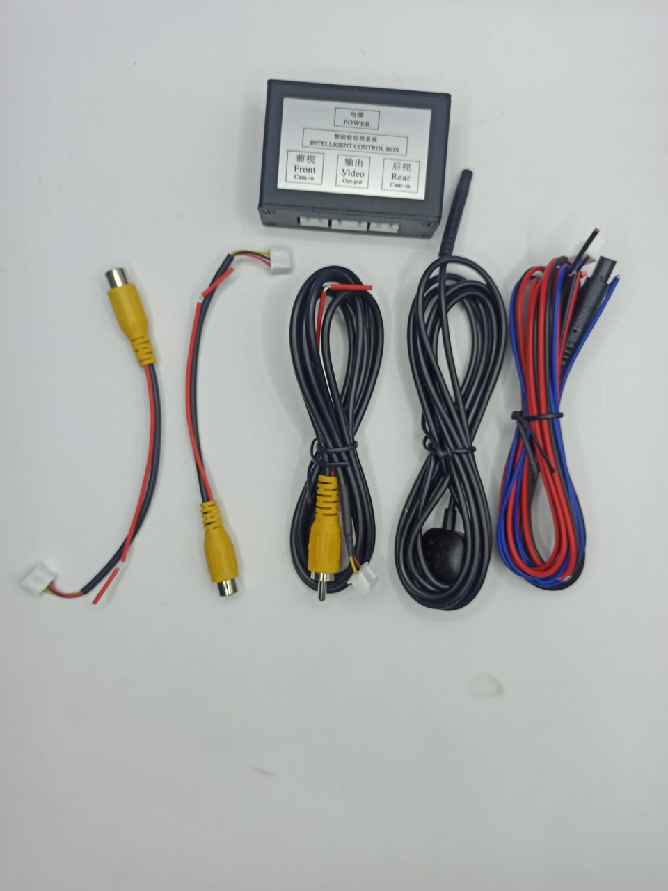 Adaptor preluare camera fata aftermarket Navi-it [1]