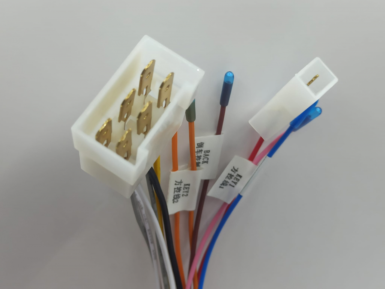 Cablaj adaptor MH-290 conectare navigatie de baza cu navigatie Android pentru gama Iveco, fara canbus [3]