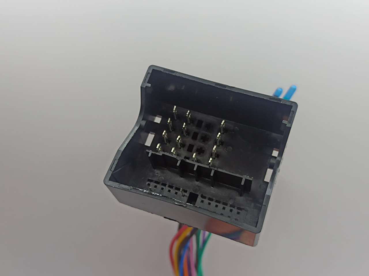 Cablaj adaptor MH-50 conectare navigatie de baza cu navigatie Android pentru gama Ford, fara canbus [2]