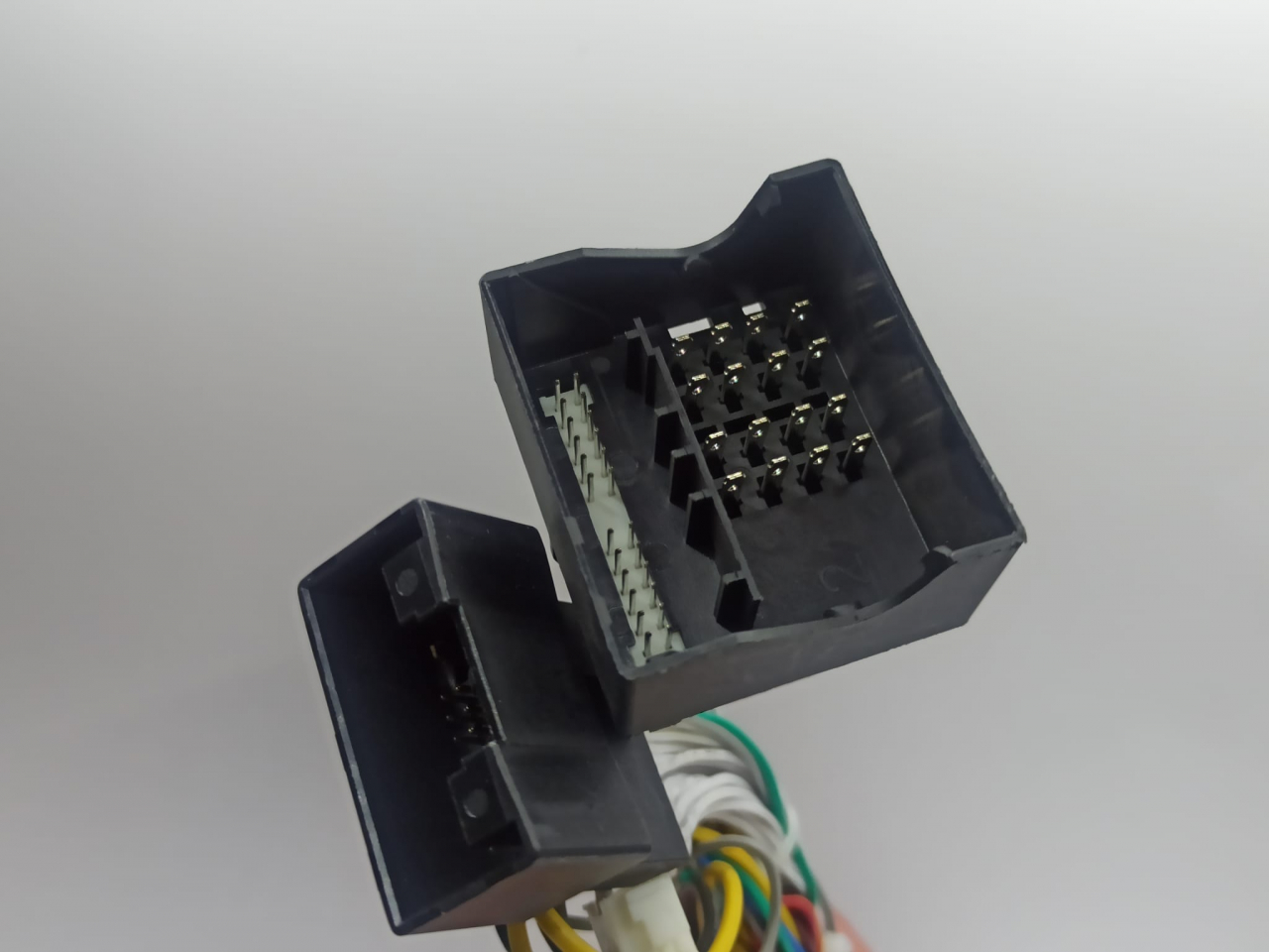Cablaj adaptor MH-604 OD conectare navigatie de baza cu navigatie Android pentru gama Audi, fara canbus [2]