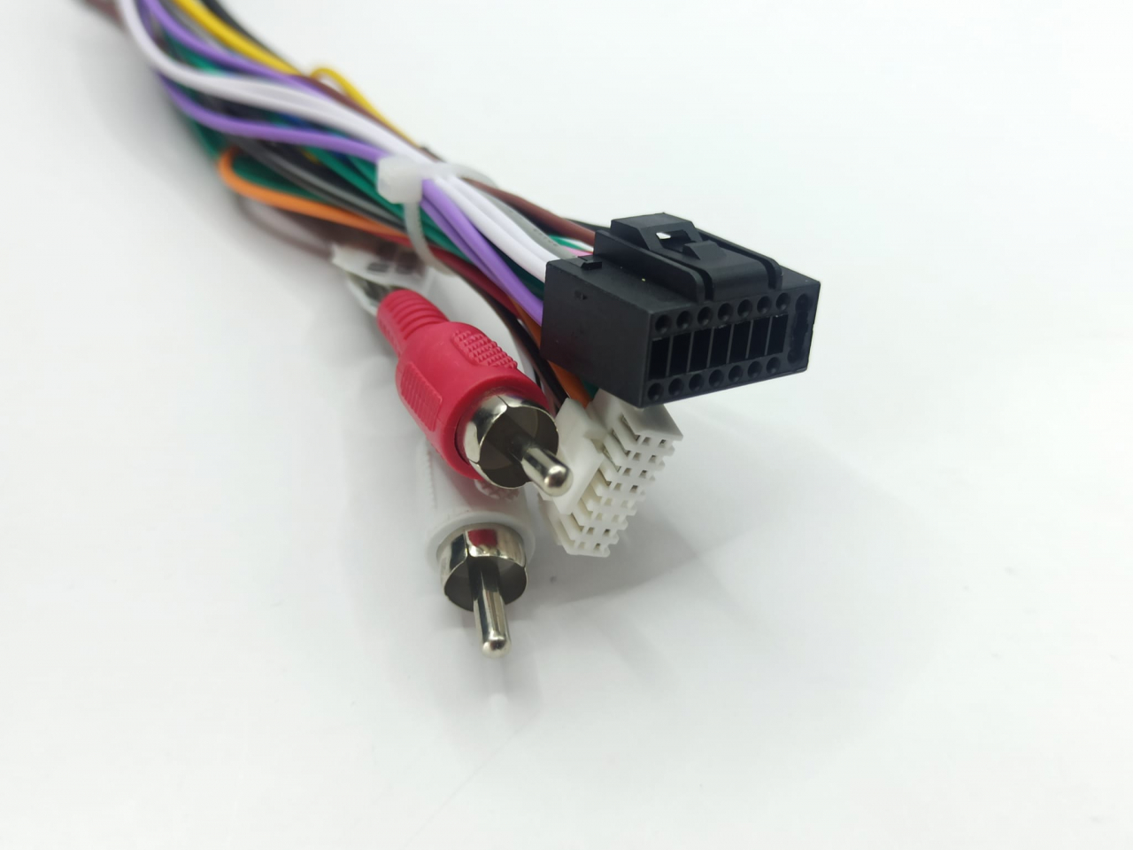 Cablaj adaptor MH-281 OD conectare navigatie de baza cu navigatie Android pentru gama BMW, fara canbus [2]