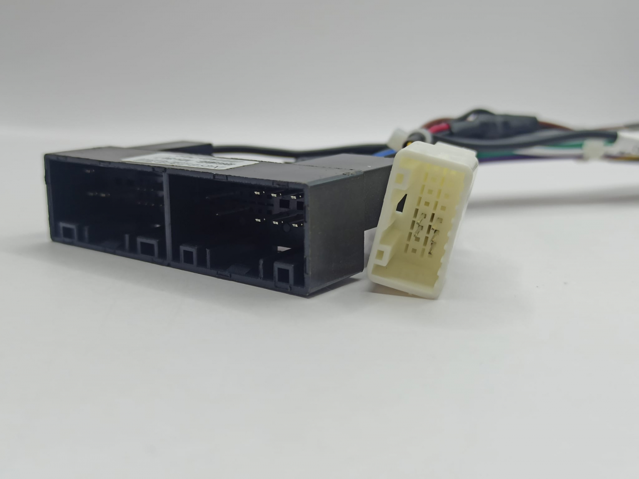 Cablaj adaptor MH-84-1 conectare navigatie de baza cu navigatie Android pentru gama Hyundai, plus canbus canbus [4]