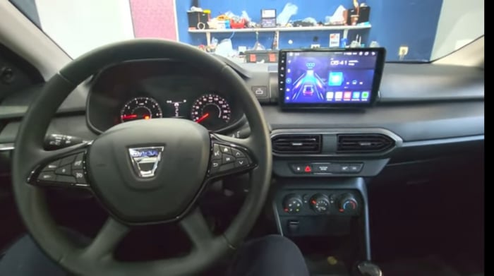 Navigatie dedicata Dacia Logan 3, Stepway după 2021, 4GB RAM 32GB ROM, Octacore, Android 13, Carplay, Display HD 9" Touchscreen, Internet Wi-Fi, Bluetooth, MirrorLink, USB, Waze [3]