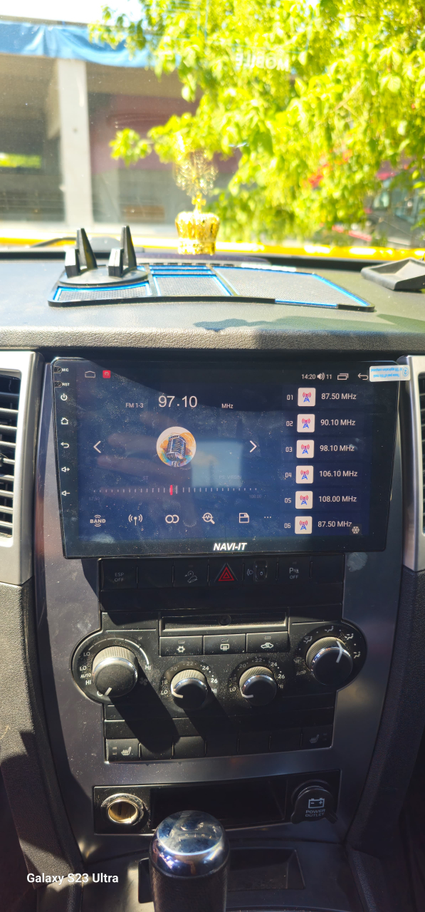 Navigatie dedicata JEEP Grand Cherokee 2004-2007, 12GB RAM 256/512GB ROM, Android 13, Rezolutie 2K, Display QLED 9", DSP, Carplay&Android Auto, SIM 4G, Ventilator Activ, Suport Camere 360 [6]