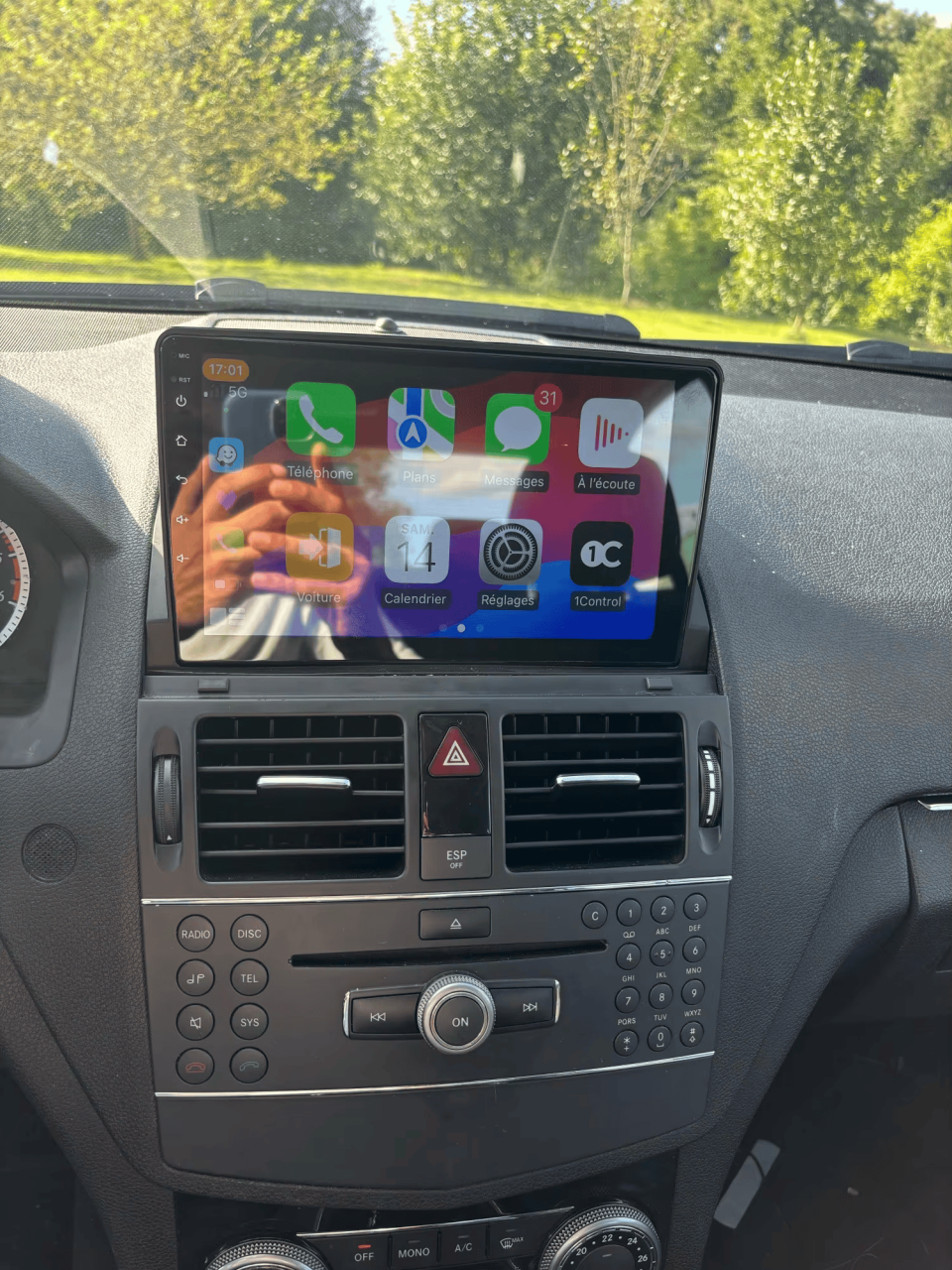 Navigatie dedicata Mercedes Benz W204 ,C-Class din 2006 - 2012, 4 GB RAM 32 ROM, Android 13, Display QLED, 9", DSP, Carplay, Android Auto, Internet, Youtube , Waze , WI-FI , USB , Blu [8]