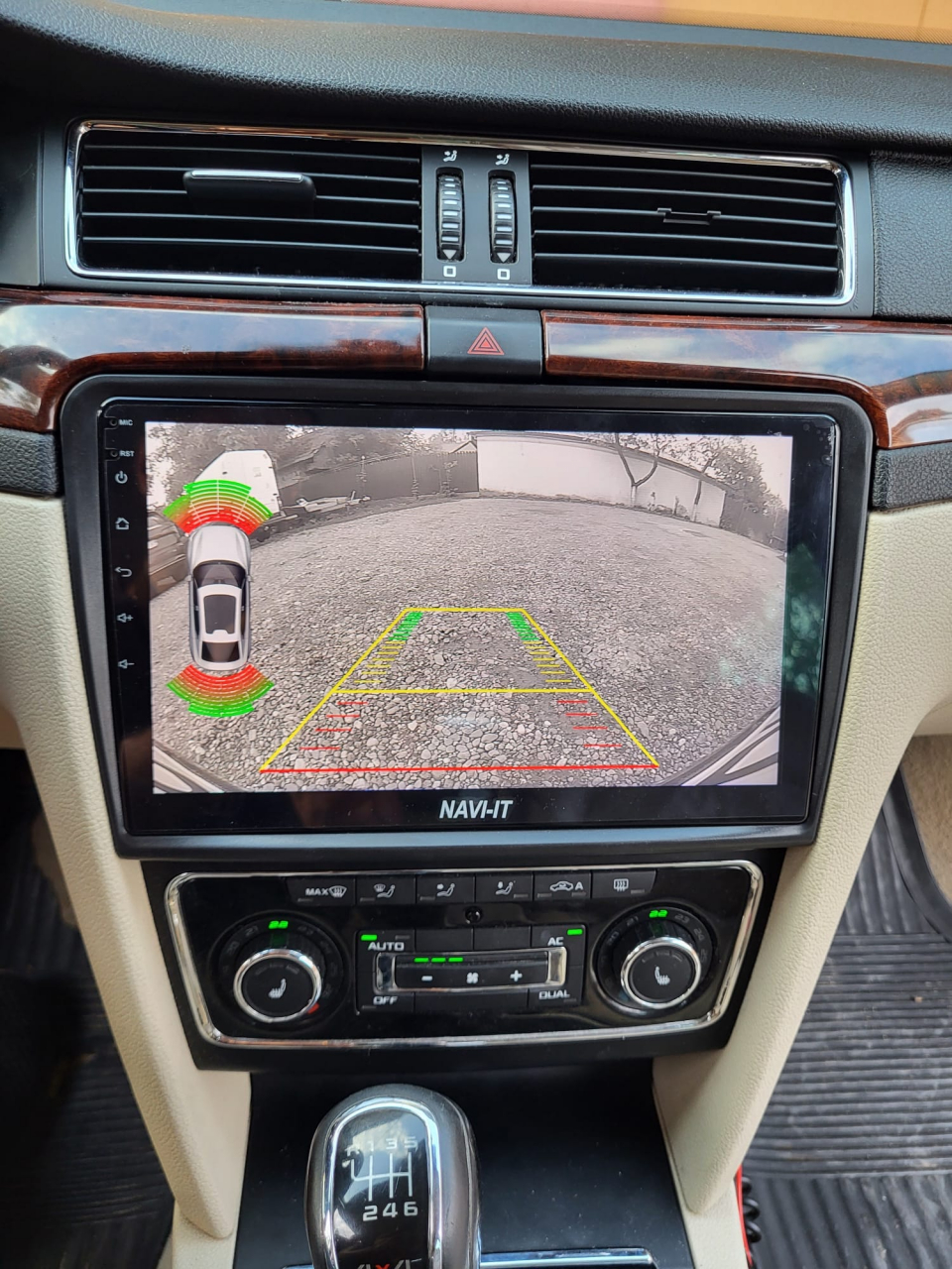 Navigatie dedicata Skoda Superb 2 2008-2015, 8GB RAM 128GB ROM, Octacore, Platforma TS18, Android 14, Display QLED 10”, Suporta camera 360º, DSP, Carplay&Android Auto, SIM 4G, Ventilator Activ [6]