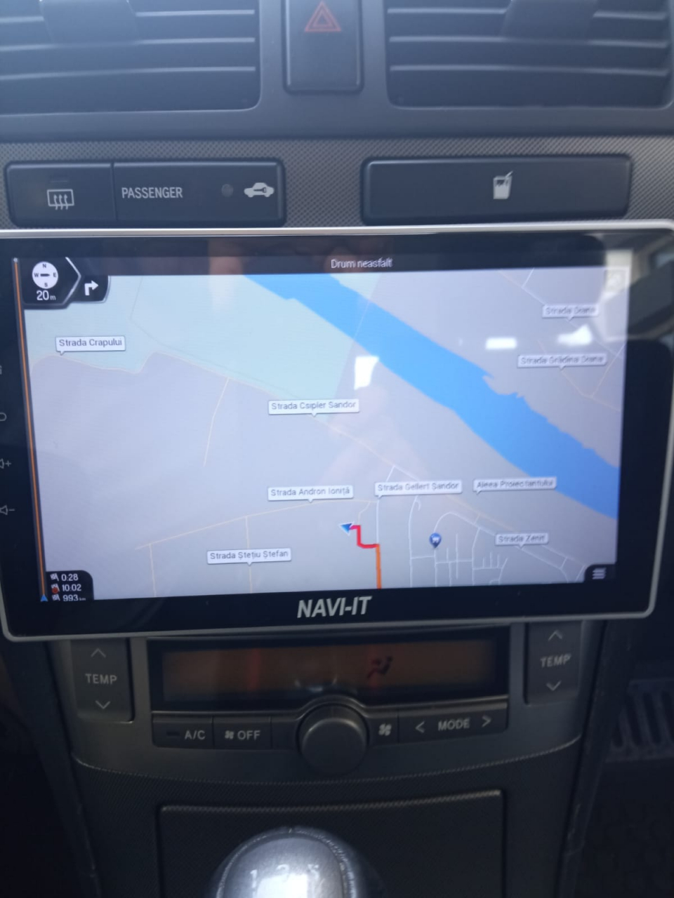 Navigatie dedicata Toyota Avensis 2002-2008 Silver, 4GB RAM 64GB ROM, Quad Core, Display 9" QLED 1K, Carplay, Android 14, Bluetooth, Magazin Play, Suport Camere AHD [4]