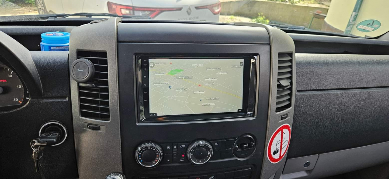 Navigatie dedicata VW Crafter 2006+, 12GB RAM 256GB ROM, Android 14, Rezolutie 2K, Display QLED, 9", DSP, Carplay, Android Auto, Internet, Youtube, Waze, Wi Fi, USB [5]