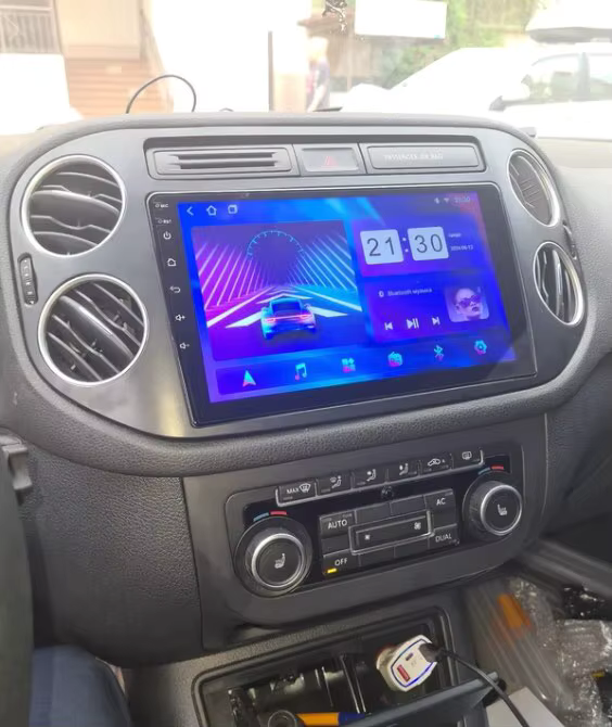 (Resigilata) Navigatie dedicata VW Tiguan 2007-2016, Golf 5/6+, 2GB RAM 32GB ROM, Quad Core, Display 9" IPS Full HD, Carplay, Android 14, Bluetooth, Magazin Play, Suport camere AHD [17]