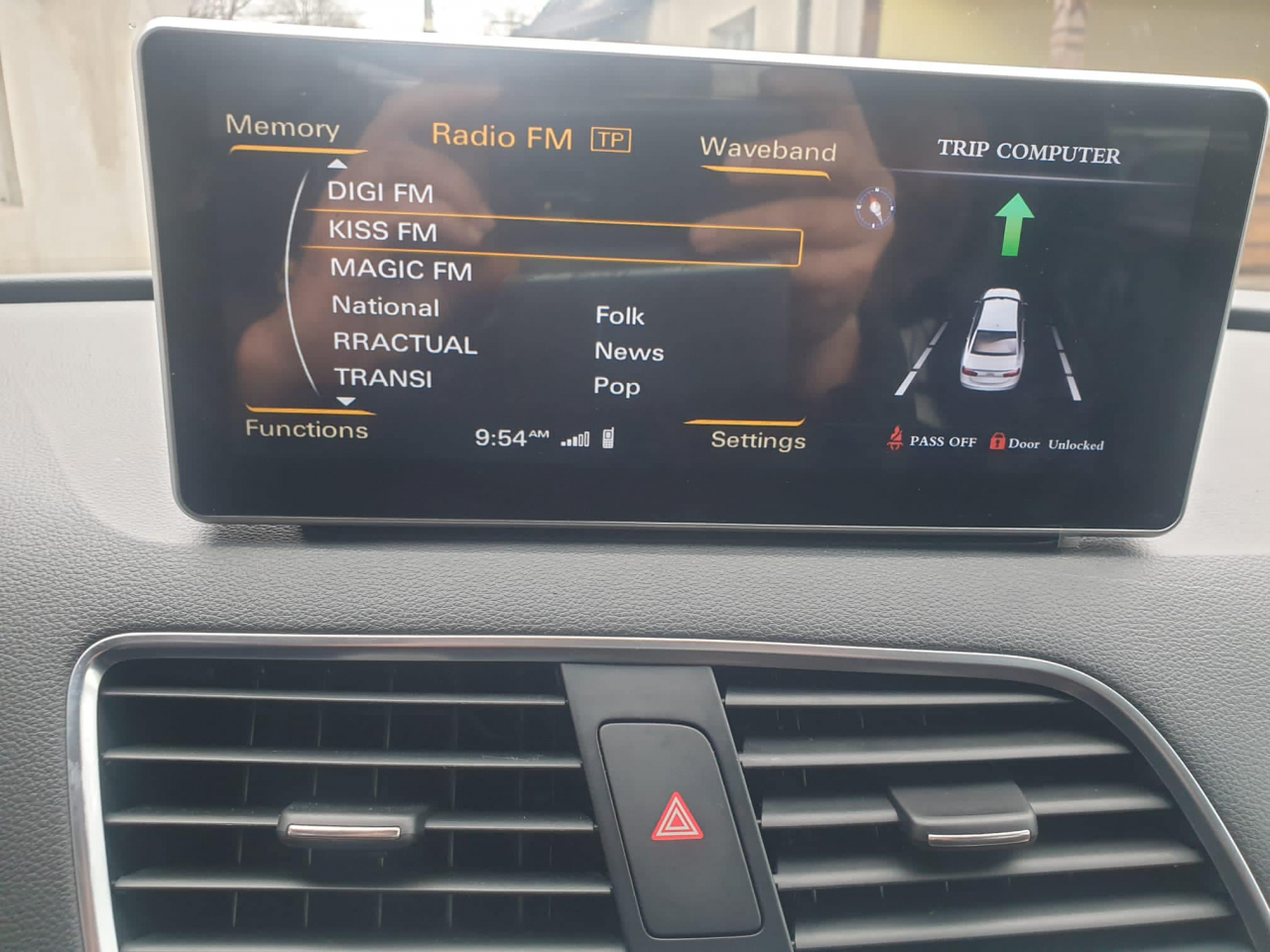 Navigatie dedicata AUDI Q3 2010 2018, Display IPS 1280*720 de 10.25 INCH, 8+64 GB Octacore 2.0ghz, MMI 2011-2018, Android 13 [7]