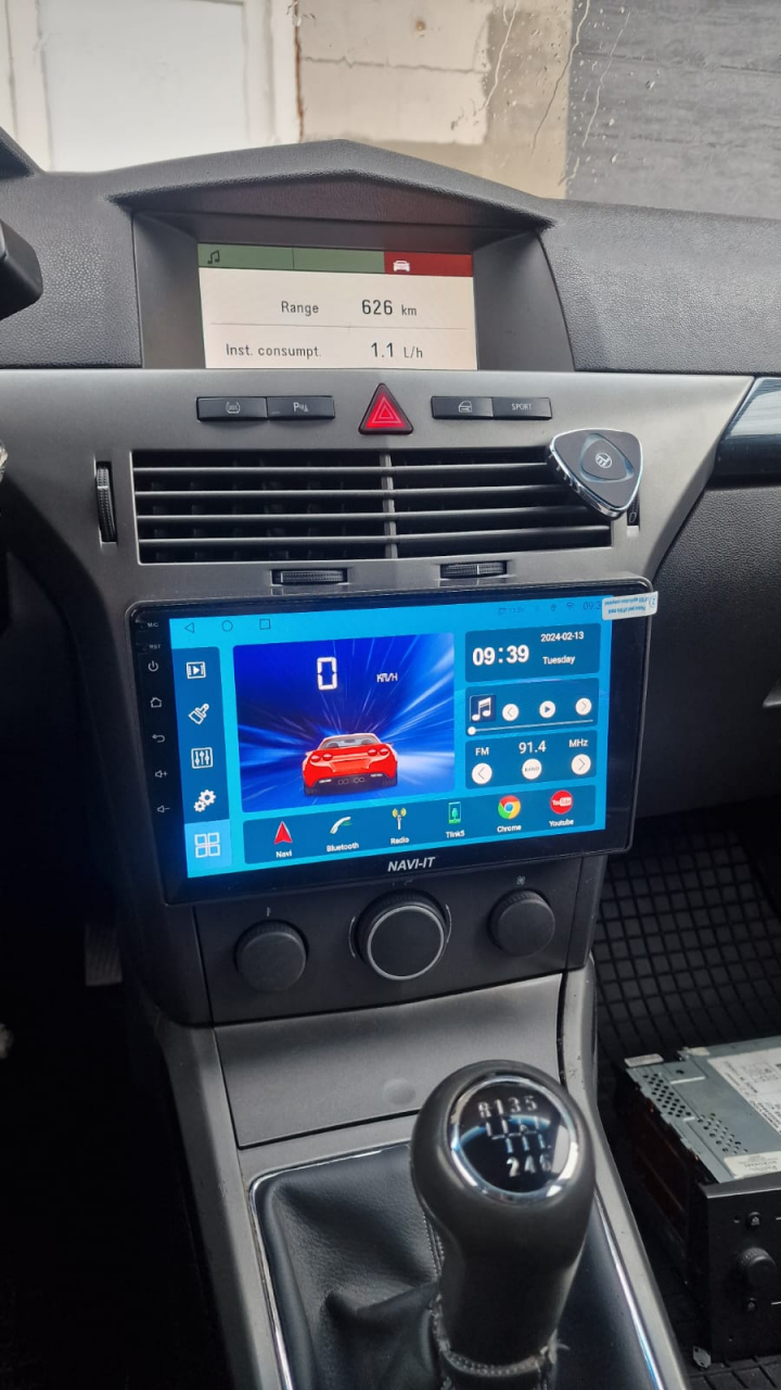 Navigatie dedicata Zafira B, Vectra C, Astra H, Meriva, Corsa D, Antara, 4GB RAM 64GB ROM, Octacore, Android 13, Display QLED 9", DSP, Carplay, Android Auto, Internet, Youtube, Waze [7]