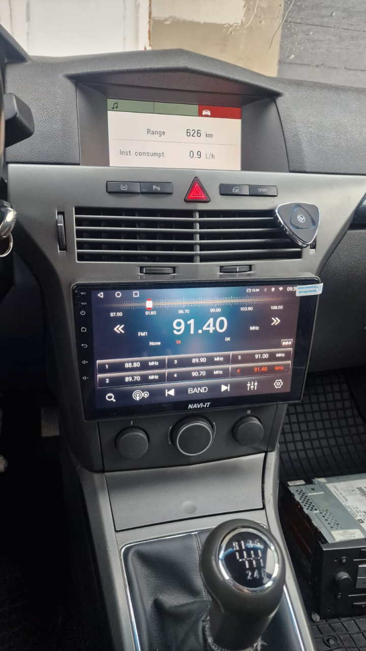Navigatie dedicata Zafira B, Vectra C, Astra H, Meriva, Corsa D, Antara, 4GB RAM 64GB ROM, Octacore, Android 13, Display QLED 9", DSP, Carplay, Android Auto, Internet, Youtube, Waze [6]
