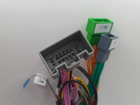 Mufaj Adaptor Volvo - Cablaj adaptor MH-574 OD conectare navigatie de baza cu navigatie Android pentru gama Volvo, fara canbus