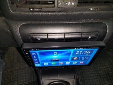 Navigatie dedicataVolkswagen Fox 2003-2016, 4GB RAM 64GB ROM, Quad Core, Display 9" QLED 1K, Carplay, Android 14, Bluetooth, Magazin Play, Suport Camere AHD [5]