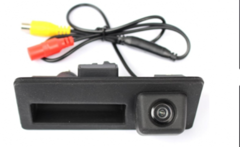 Camere Fata/Spate - Camera marsarier NAVI-IT AHD 720p AHD compatibil cu Audi/VW/Passat/Tiguan/Golf/Touran/Jetta/Sharan/Touareg Audi Q3/5 pentru manerul de portbagaj