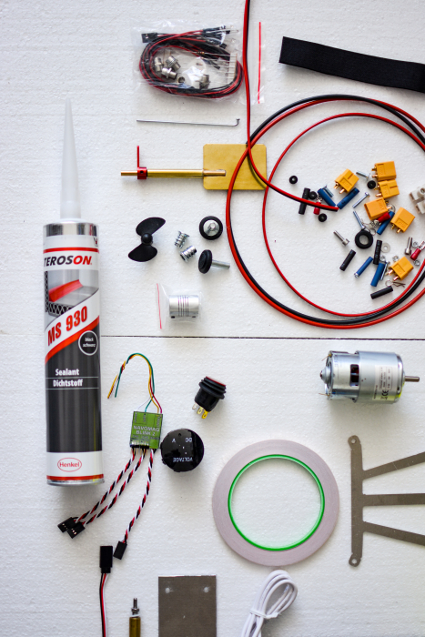 Kit Complet Navomodel DIY – Construiește-ți Propria Barcă de Viteză cu Autonomie Extinsă! [3]
