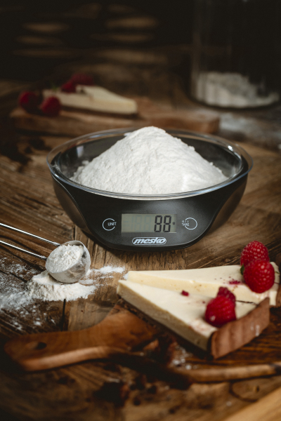 Cantar electronic de bucatarie Mesko ME3164 cu bol de capacitate max. 5 kg, diviziune 1g, functie tara si zero, indica suprasarcina si baterie scazuta, oprire automata [7]