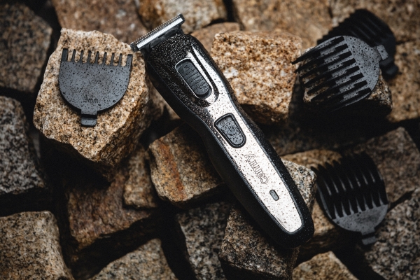 Masina de tuns 5 in 1 reincarcabila, 5 capete, lama detasabila, design ergonomic, acumulator integrat [3]