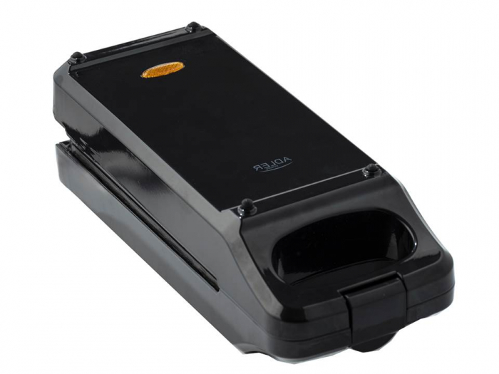 Sandwich maker multifunctional Adler capabil coacere, prajire, gratar cu fata dubla suprafata ovala in cavitate 180x90mm 900W Negru [6]