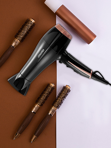 Uscator de par cu 2 viteze, 3 setari temperatura, concentrator de aer, functie aer rece, putere max. 2300W [5]