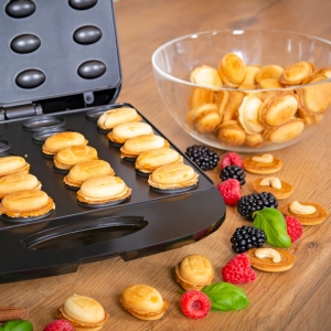 Aparat XXL cu 24 forme pentru preparat nuci, invelis antiaderent, 1600 W carcasa termoizolanta, picioare antiderapante, negru/alb [5]