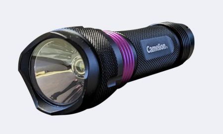 Resigilate - Lanterna metalica rezistenta la socuri si apa  iluminare LED CREE XR-E  T5   Camelion focusare pana la 150m  RESIGILAT