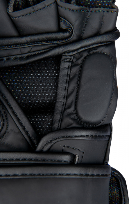 MMA sparring gloves “Contender” - black-gold, size L [7]