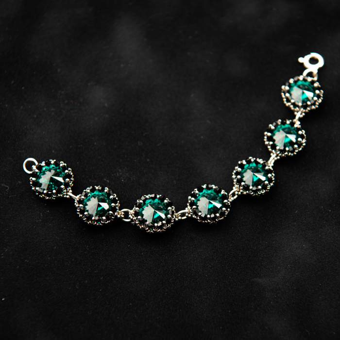Emerald crystals bracelet [3]