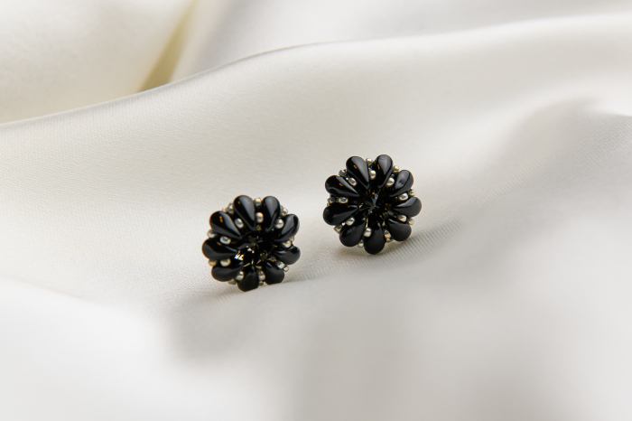 Black Diamond crystal earrings [2]