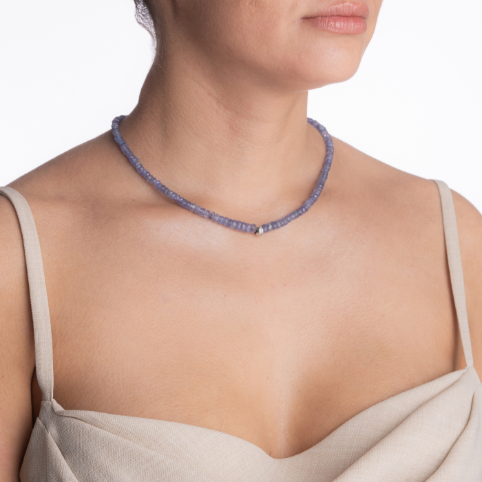 Colier argint pietre semipretioase microfatetate  tanzanit 3 pana la  5 mm lungime 41 cm [4]