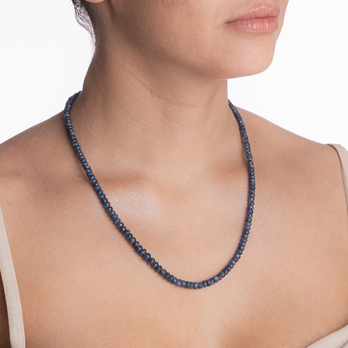 Colier argint pietre semipretioase safir albastru discuri microfatetate de la 4 la 6 mm lungime 50 cm [5]