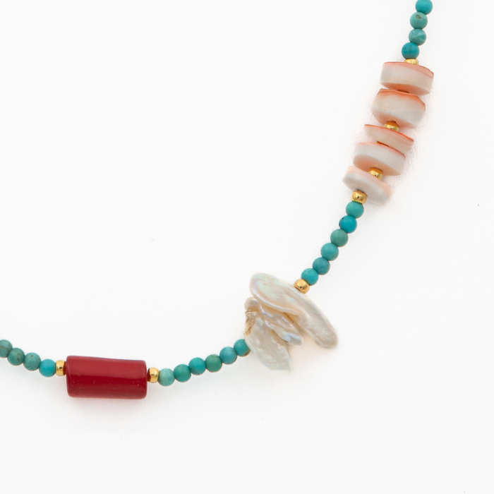 Colier pietre semipretioase turcuaz 2 mm combinat cu scoica si coral roz lungime 46 cm [2]