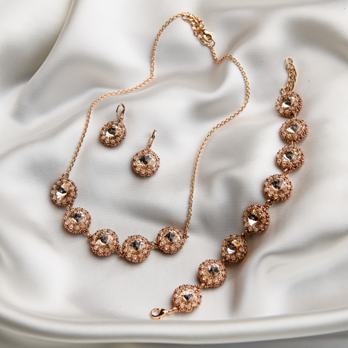 Couture Pink Vintage necklace bracelet and earrings set [1]