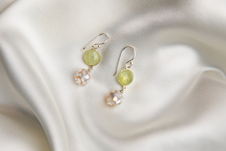 Prehnite and mother-of-pearl semi-precious stone earrings [1]