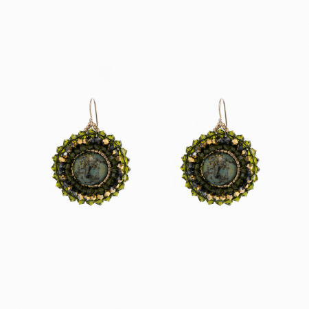 Earrings - Round Czech crystal cabochon earrings, gold-tone with green spots - D 14 mm