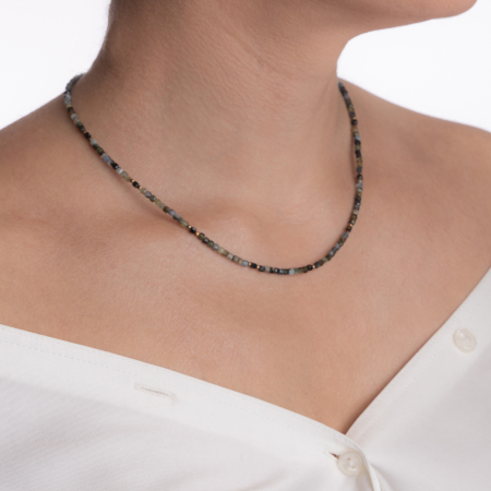 Colier argint pietre semipretioase iolit cubulete 2.5 mm lungime 40 cm [2]