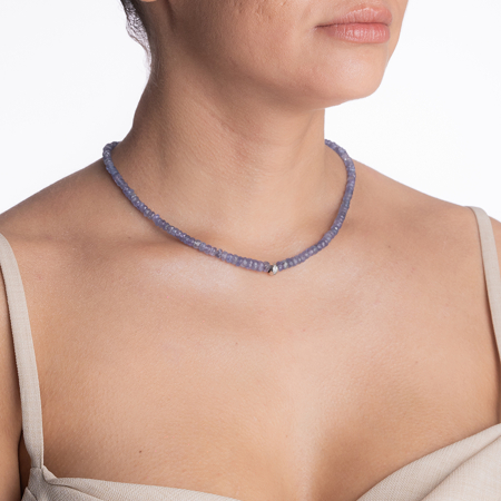 Colier argint pietre semipretioase microfatetate  tanzanit 3 pana la  5 mm lungime 41 cm [4]