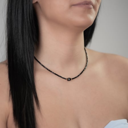 Colier argint pietre semipretioase spinel cubulete 2.5 mm cub central spinel de 7 mm lungime 42 cm [2]