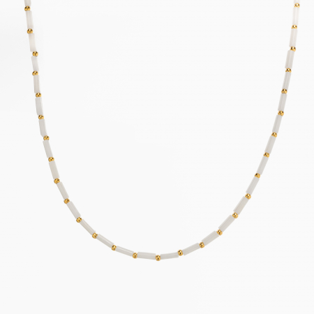 Coliere dama - Colier din coral alb cu margele placate cu aur 24 k lungime 41 cm