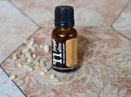 Frankincense Essential Oil 15ml [3]