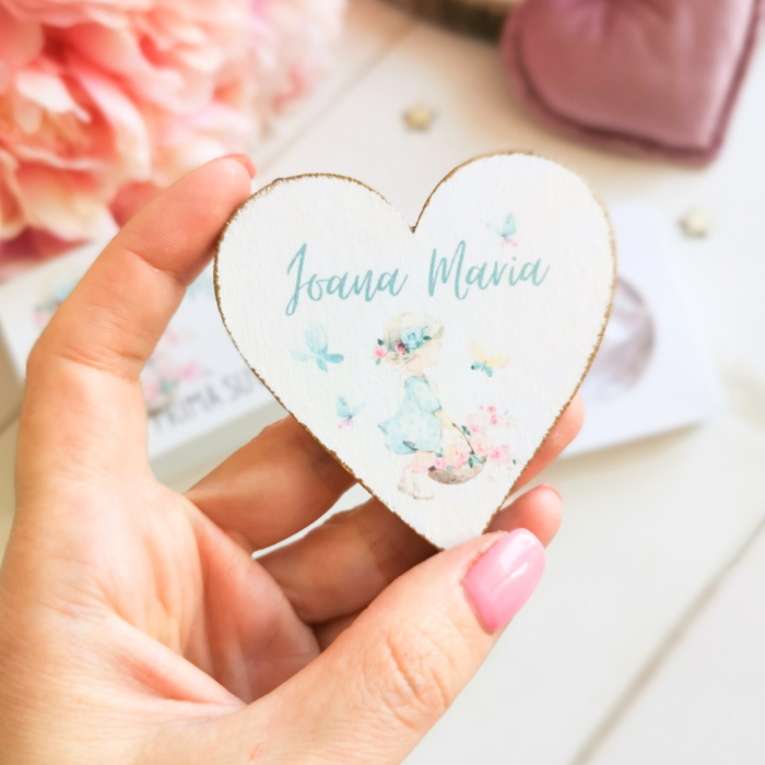 Little Girl - Marturii botez - Inima lemn personalizata cu magnet [2]