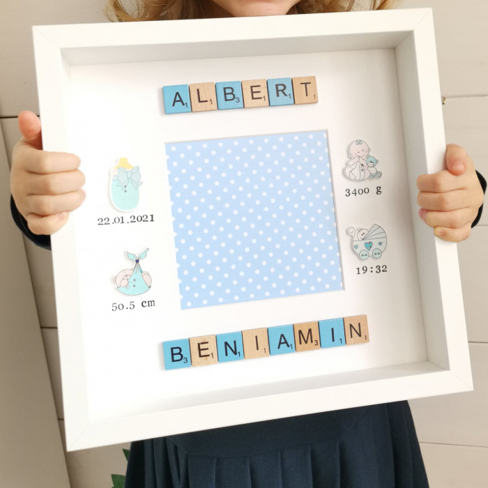 Scrabble Baby Boy - Rama foto personalizata cu nume format din litere scrabble [2]