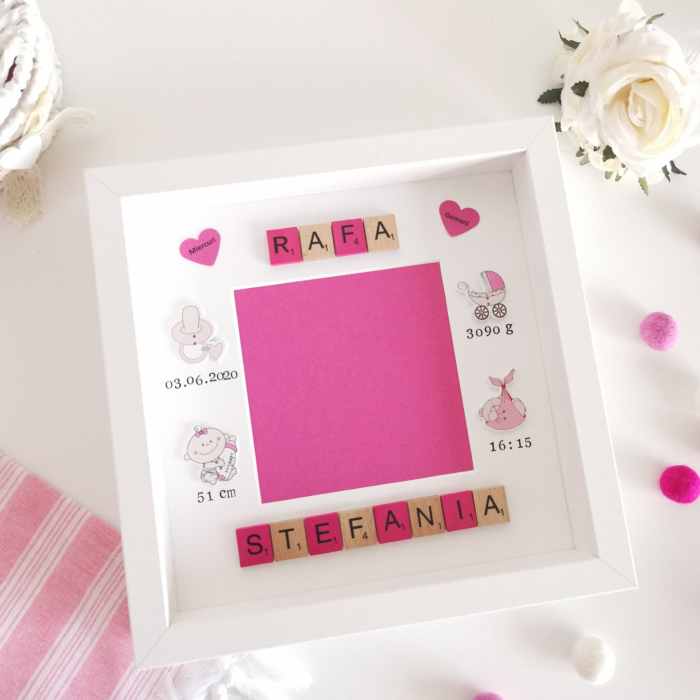 Scrabble Baby Girl Fucsia - Rama foto personalizata [2]