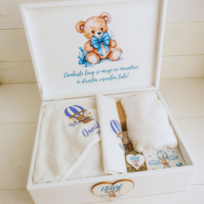 Trusou botez Cloudy Bear | Personalizat in cutie lemn [2]