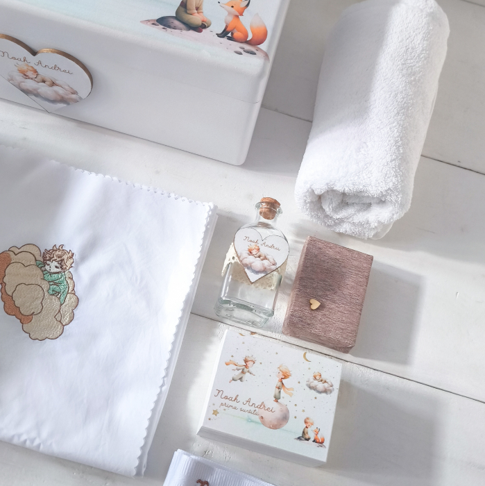 Trusou botez Micul Print | Personalizat in cutie lemn [2]