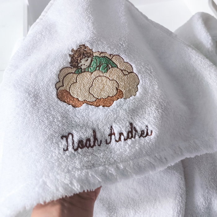 Trusou botez Micul Print | Personalizat in cutie lemn [3]