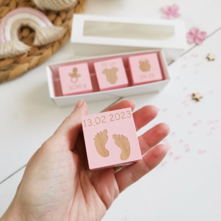 Decoratiuni din lemn - set 4 cuburi cu detaliile de la nastere [6]
