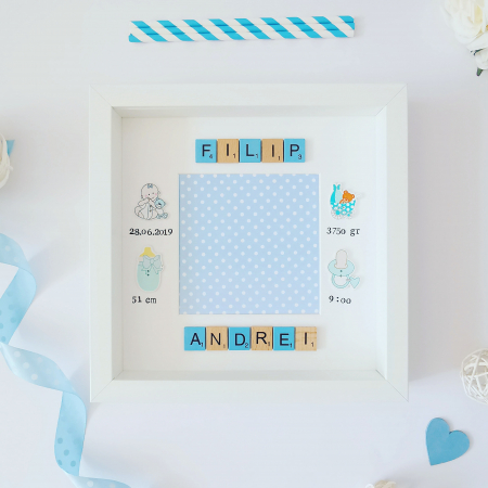 Scrabble Baby Boy - Rama foto personalizata cu nume format din litere scrabble [2]